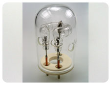 Inserting Type Xenon Flash Tube